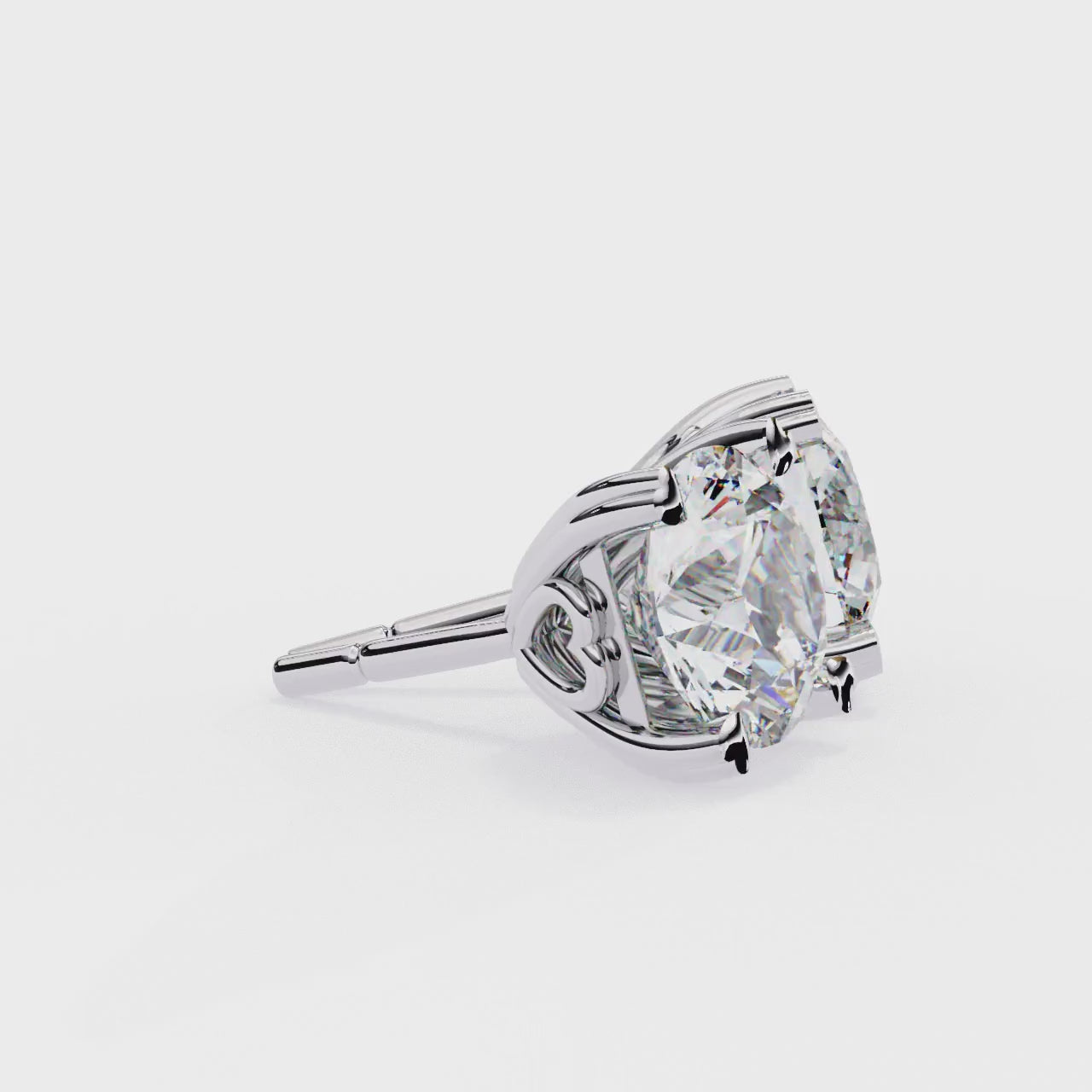 Round Heart Crown Stud